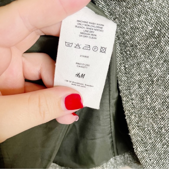 H&M Green Tweed Blazer with Jeweled Button Closure - Picture 8 of 8